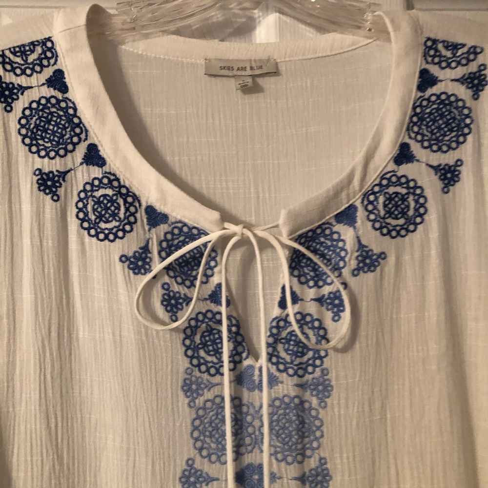 Top - Picture 2 of 2